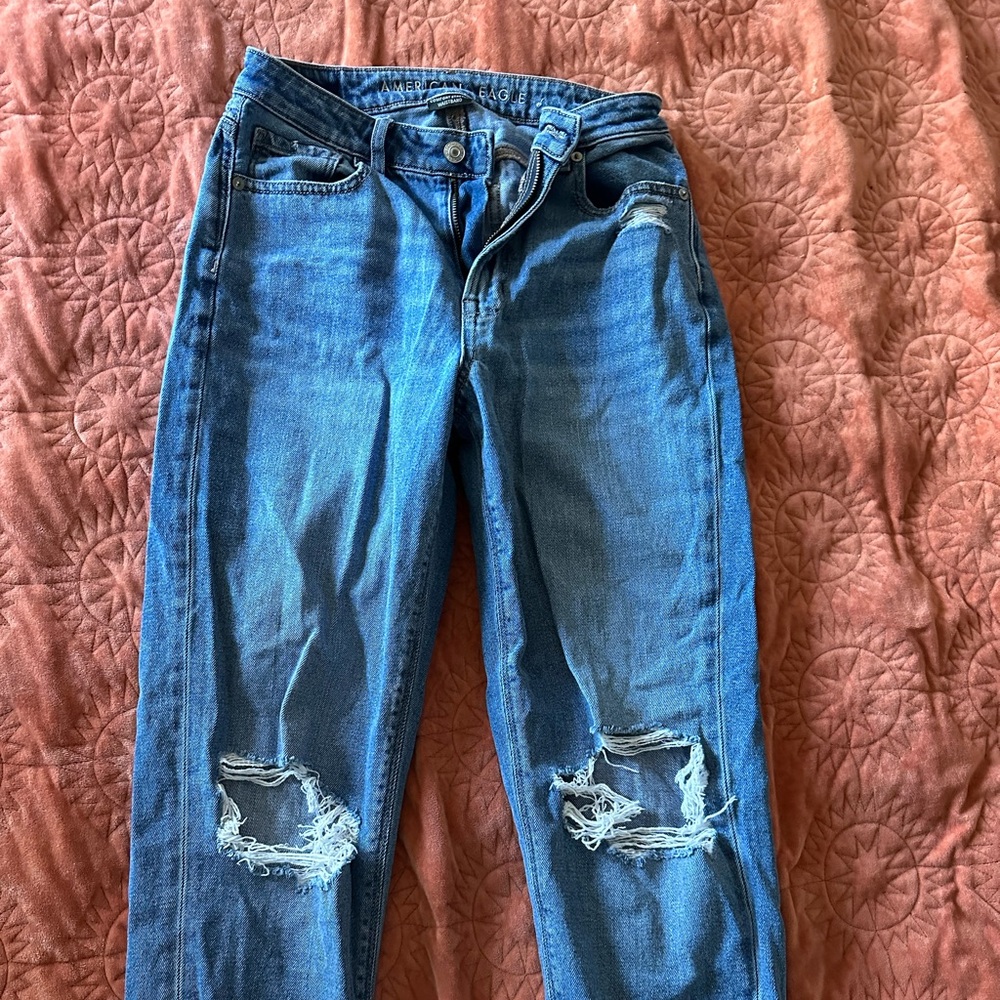 american eagle mom jean